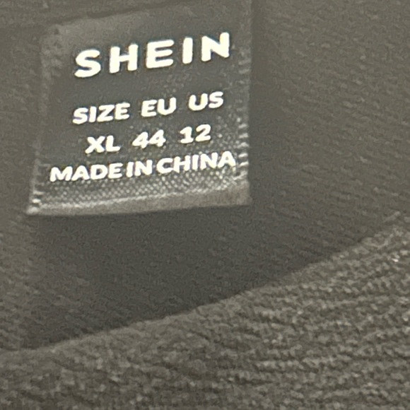 EUC SHEIN Black and Cream women’s blouse/top - Picture 2 of 3